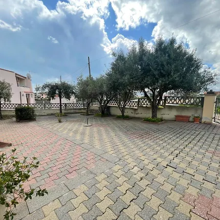 Casa Vacanze Elena *